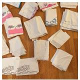 BR1 - Variety of Vintage Linens