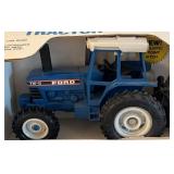 BR2 - ERTL Ford TW-5 FWDA Tractor Toy - 1/32 Scale