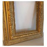 BR1 - Vintage Gold Tone Ornate Picture Frame