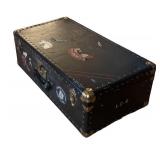FB - Vintage Metal Travel Trunk