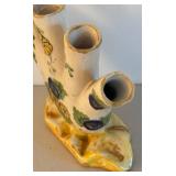 UL - Vintage Italian Finger Vase