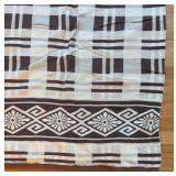 UL - Vintage Blanket - Geometric Border Pattern