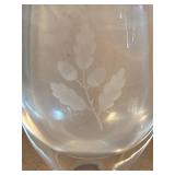 UL - Two Etched Crystal Vases