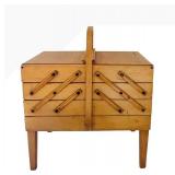 uL - Strømmen Bruk Hamar Accordion Sewing Box with Accessories - Norway