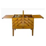 uL - Strømmen Bruk Hamar Accordion Sewing Box with Accessories - Norway