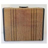 BR1 - Vintage Luggage Set - 2-Piece Striped Suitcases