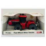 uL - ERTL Case International Four-Wheel Drive Tractor - 1/32 Scale