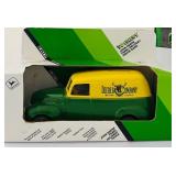 uL - John Deere SST16 Spin-Steer Mower Collector Edition 1:64 Die-Cast Set with 8295RT Tractor & Truck