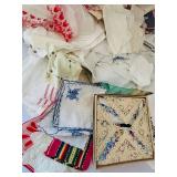 uL - Vintage Linens - Assorted Napkins, Doilies & Lace