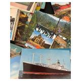 uL - Vintage Postcards Collection - Assorted 20th Century City Landmarks & Travel Scenes
