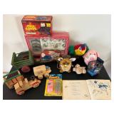 uL - Vintage Toys (Lot of 12)
