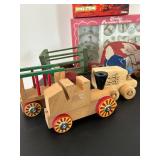 uL - Vintage Toys (Lot of 12)