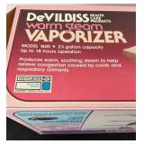 uL - DeVilbiss Warm Steam Vaporizer Model 1600 - 2 1/4 Gallon Capacity