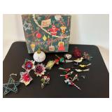 uL - Vintage Christmas Ornaments Assortment