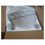 Set of 3 Ceramic Bowls 4 x 8'...
