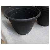 6 Plant Pots - 2 sizes...