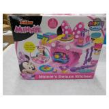 Minnie's Deluxe Kitchen ...