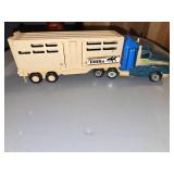 7 Trucks- One Vintage