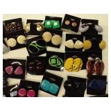 (50) Pairs Earrings