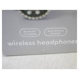 (CSB) 2 Pair of Wireless Headphones... (CSB) 2 Pair of Wireless Headphones...