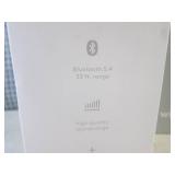 (CSB) 2 Pair of Wireless Headphones... (CSB) 2 Pair of Wireless Headphones...