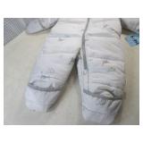 (RCK) Carter's Baby Snowsuit Size 6... (RCK) Carter's Baby Snowsuit Size 6...