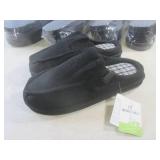 (BS) 5 Pair of New Slippers Size 12... (BS) 5 Pair of New Slippers Size 12...