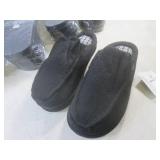 (BS) 5 Pair of New Slippers Size 12... (BS) 5 Pair of New Slippers Size 12...