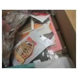 (A-2) Big Box Full of Assorted Unso... (A-2) Big Box Full of Assorted Unso...