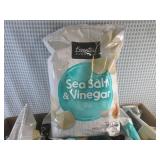 (EC2) 8 Big Bags of Sea Salt & Vine... (EC2) 8 Big Bags of Sea Salt & Vine...