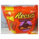 (B-1) 5 Snack Size Bags of Reeses C... (B-1) 5 Snack Size Bags of Reeses C...