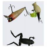 Vintage Lure Trio – Topwater, Frog & Classic Charm