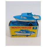 Matchbox Boat and Trailer No. 9