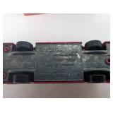 Matchbox 65 Airport Coach Qantas Superfast - Made in England 1977