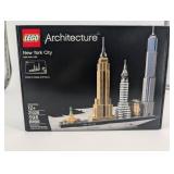 LEGO Architecture 21028 New York City - 598 Pcs Building Toy