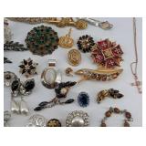 Vintage Swarovski Signature & Costume Jewelry Assortment - Necklaces, Brooches & Earrings