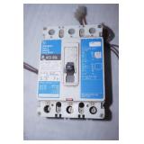 (4ct) Industrial Circuit Breakers