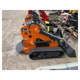 Landhonor Mini Skid Steer ME-380X1