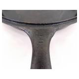 Antique Griswold #8 Cast Iron Skillet