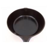 Vintage Wagner 10" Cast Iron Skillet #1088