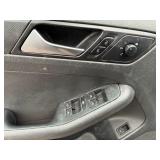2014 VOLKSWAGEN JETTA S *No Accidents Reported* (NO RESERVE)