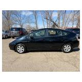 2005 TOYOTA PRIUS (NO RESERVE)
