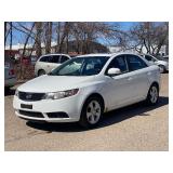 2010 KIA FORTE EX *No Accidents Reported* (NO RESERVE)