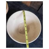 Nice Collection of Collectible Oil & Grease Cans - Mobil, Coast to Coast