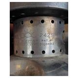 Vintage 242B & 242C Coleman Lanterns 1 w/ Globe