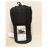 NEW MAINSTAYS 7-PIECE QUILT SET WITH SHEETS BLACK SIZE QUEEN