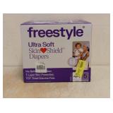 NEW FREESTYLE ULTRA SOFT SKIN SHIELD DIAPERS SIZE 5  44 CT.