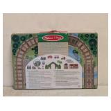 NEW MELISSA & DOUG TAKE - ALONG RAILROAD