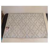 NEW MOHAWK HOME ACCENT RUG BELVIDERE GREY