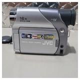 JVC MiniDV Digital Video Camera - 16x Optical Zoom - 700x Digital Zoom